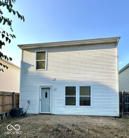 2501 Black Antler Court, Indianapolis, IN 46217