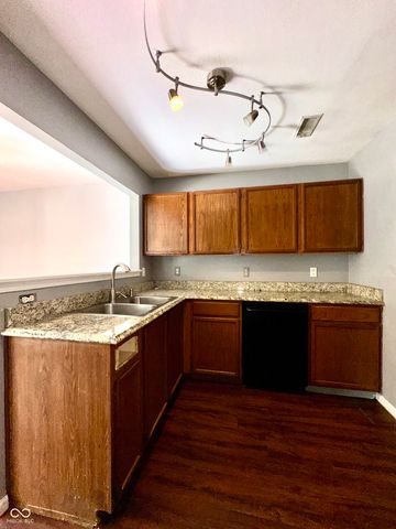 2501 Black Antler Court, Indianapolis, IN 46217