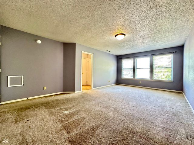 2501 Black Antler Court, Indianapolis, IN 46217