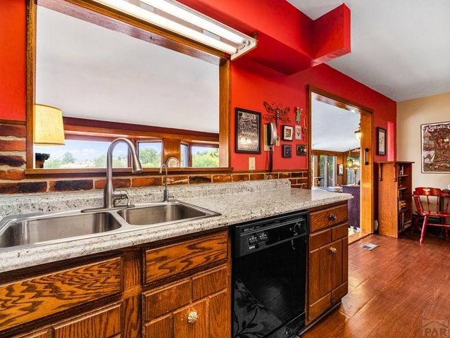 5284 Monte Vista Dr, Colorado City, CO 81019