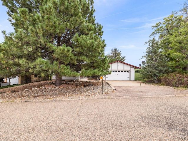 5284 Monte Vista Dr, Colorado City, CO 81019