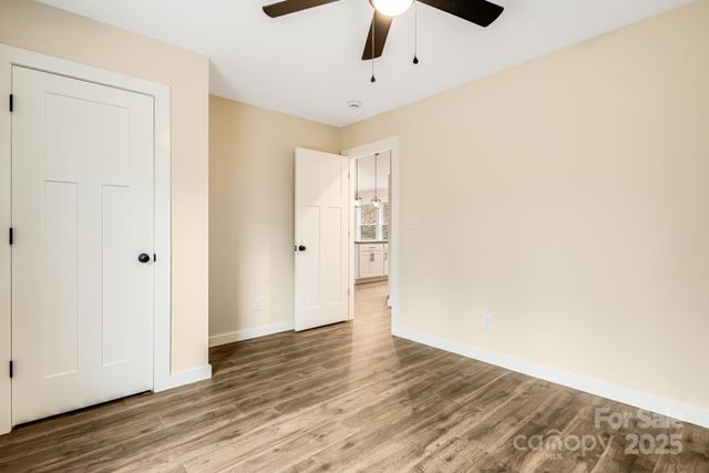 17 Melton Drive, Weaverville, NC 28787