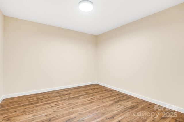 17 Melton Drive, Weaverville, NC 28787