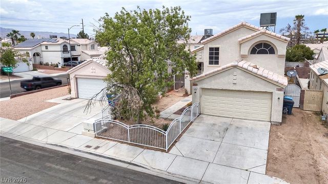 7220 Scenic Hills Drive, Las Vegas, NV 89128
