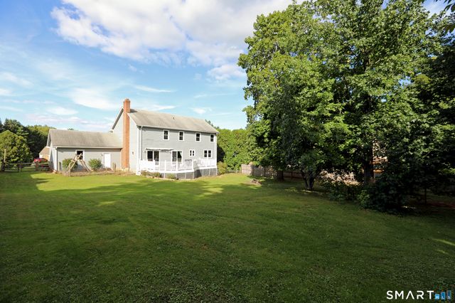 33 Milo Peck Lane, Windsor, CT 06095