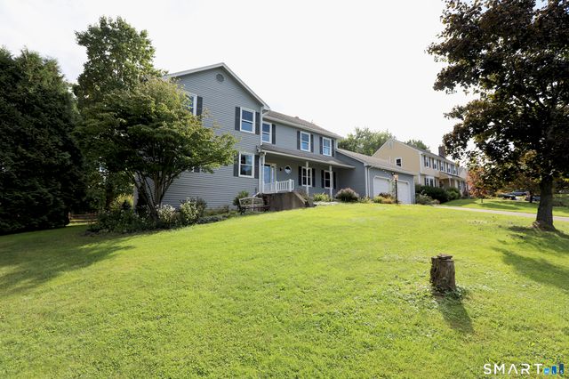 33 Milo Peck Lane, Windsor, CT 06095