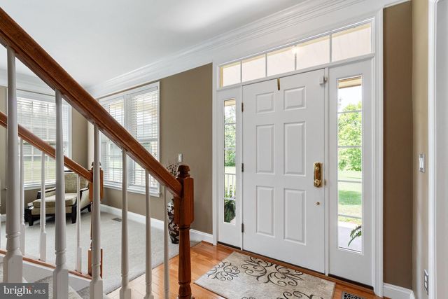 20 GIBSON DR, Fredericksburg, VA 22406