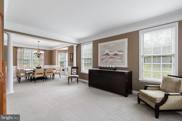 20 GIBSON DR, Fredericksburg, VA 22406