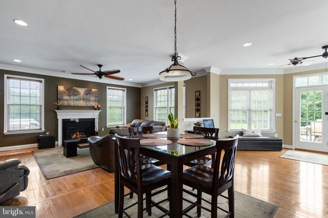 20 GIBSON DR, Fredericksburg, VA 22406