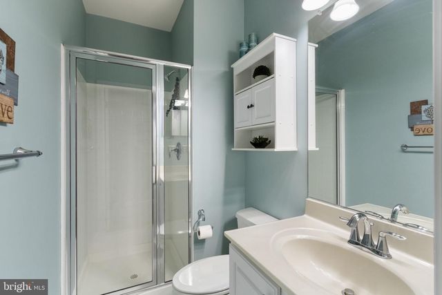 20 GIBSON DR, Fredericksburg, VA 22406