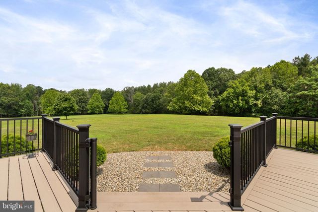 20 GIBSON DR, Fredericksburg, VA 22406