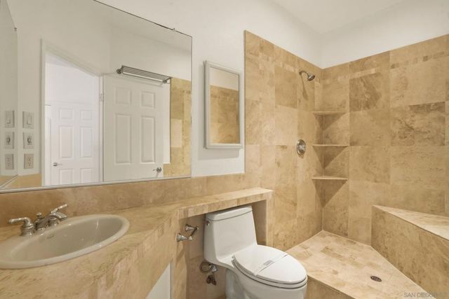 3964 Richmond, San Diego, CA 92103