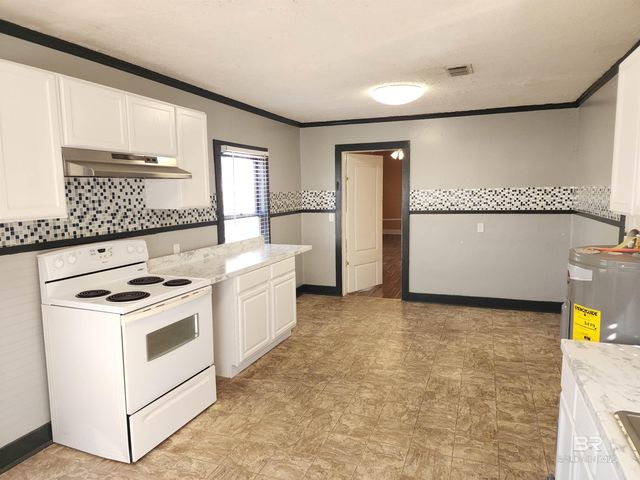 706 E Horner Street, Atmore, AL 36502