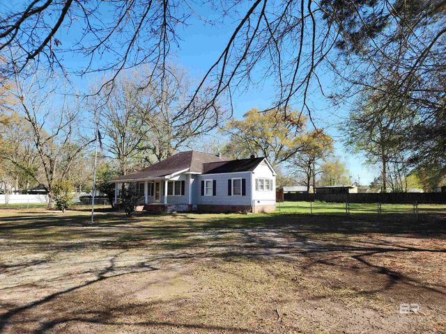 706 E Horner Street, Atmore, AL 36502