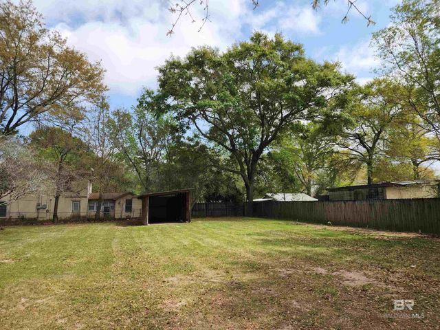 706 E Horner Street, Atmore, AL 36502