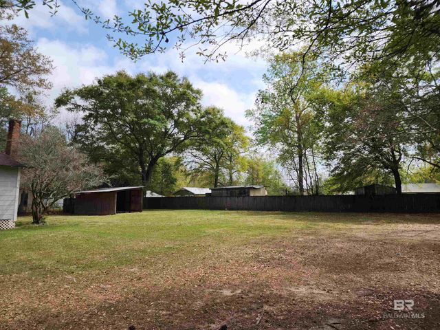 706 E Horner Street, Atmore, AL 36502