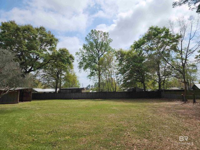 706 E Horner Street, Atmore, AL 36502