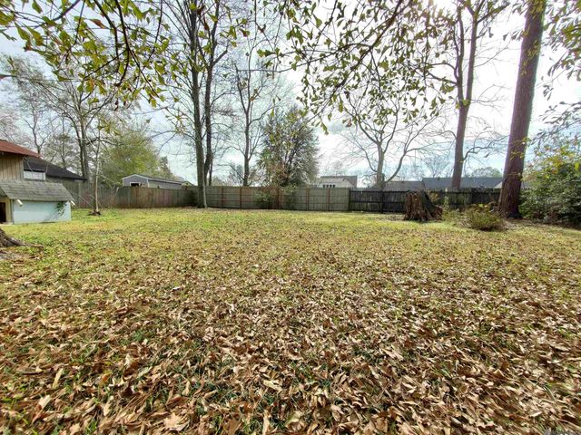 7862 Sevenoaks Ave, Baton Rouge, LA 70806