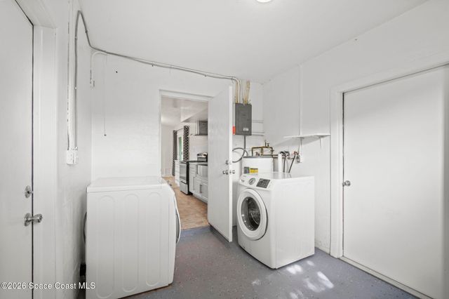 230 Willow Avenue, Merritt Island, FL 32953