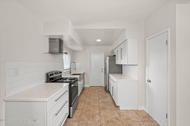 230 Willow Avenue, Merritt Island, FL 32953