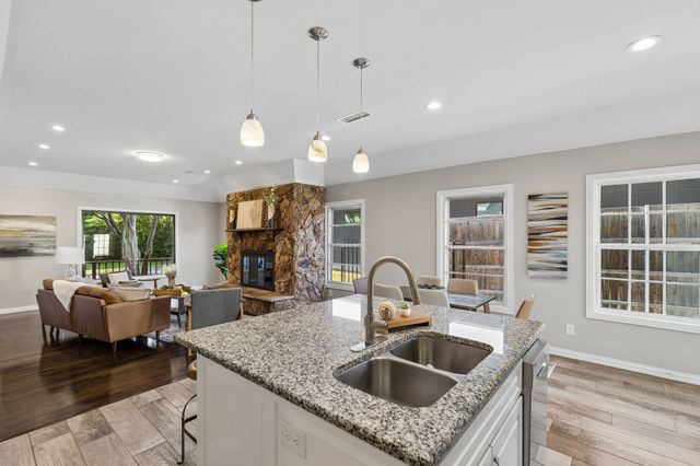 9966 Coppedge Lane, Dallas, TX 75220