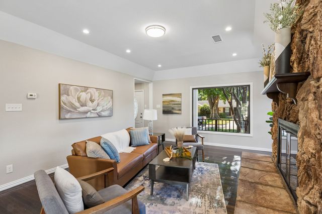 9966 Coppedge Lane, Dallas, TX 75220