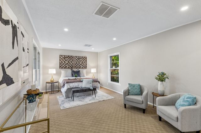 9966 Coppedge Lane, Dallas, TX 75220