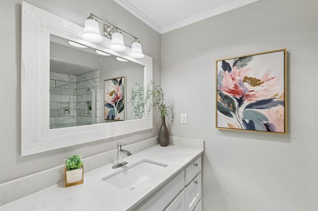 9966 Coppedge Lane, Dallas, TX 75220