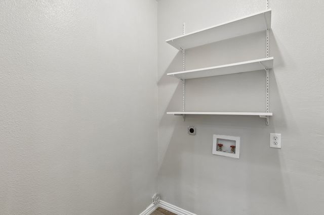 9966 Coppedge Lane, Dallas, TX 75220
