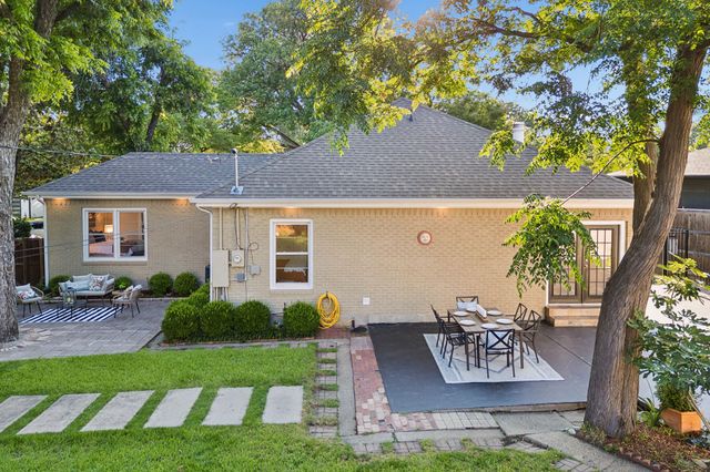 9966 Coppedge Lane, Dallas, TX 75220