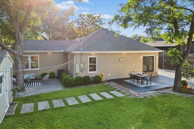 9966 Coppedge Lane, Dallas, TX 75220