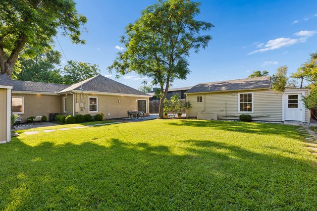 9966 Coppedge Lane, Dallas, TX 75220