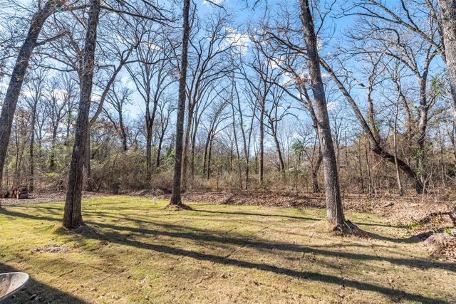 227 Quail Run Road, Trinidad, TX 75163