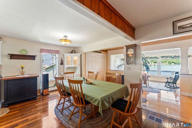 674 East Wakefield Boulevard, Winchester, CT 06098