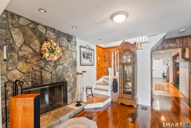 674 East Wakefield Boulevard, Winchester, CT 06098