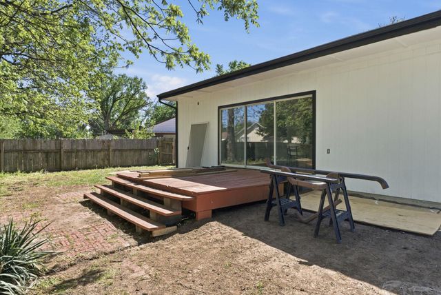 850 Fredrick Dr, El Dorado, KS 67042