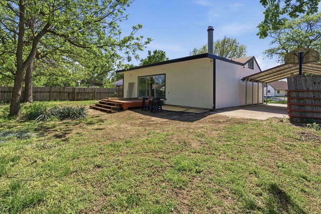850 Fredrick Dr, El Dorado, KS 67042