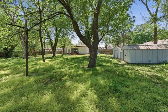 850 Fredrick Dr, El Dorado, KS 67042