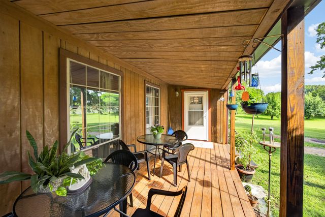 11393 Cookeville Boat Dock Rd, Baxter, TN 38544