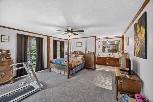 11393 Cookeville Boat Dock Rd, Baxter, TN 38544