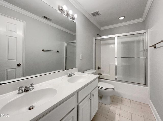 175 Rivers Edge Drive, Youngsville, NC 27596