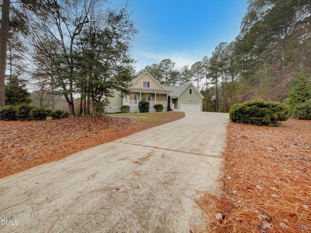 175 Rivers Edge Drive, Youngsville, NC 27596