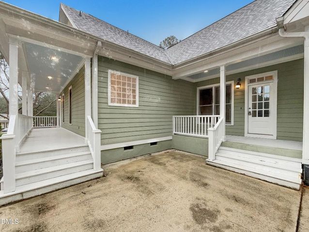 175 Rivers Edge Drive, Youngsville, NC 27596