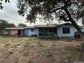 16472 N STATE HIGHWAY 16, Poteet, TX 78065