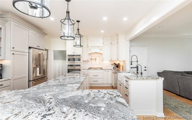 6511 Stonebridge Boulevard, Charlestown, IN 47111