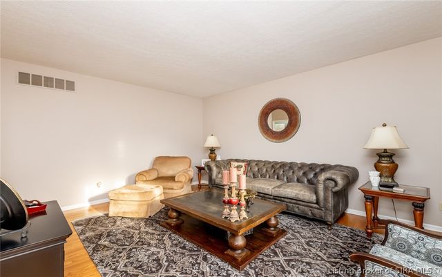 6511 Stonebridge Boulevard, Charlestown, IN 47111