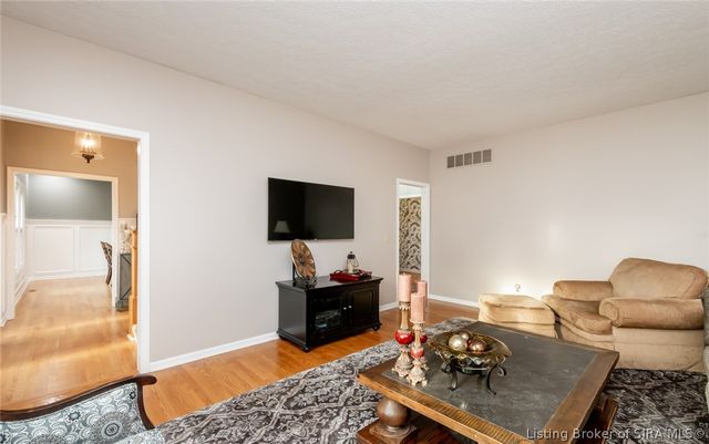 6511 Stonebridge Boulevard, Charlestown, IN 47111