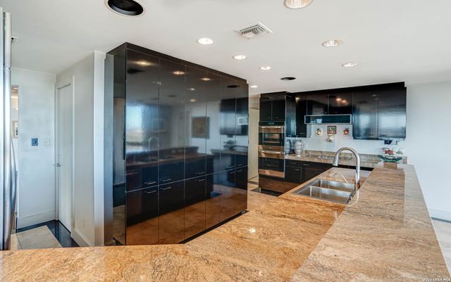 7887 Broadway 1102 & 1103, San Antonio, TX 78209