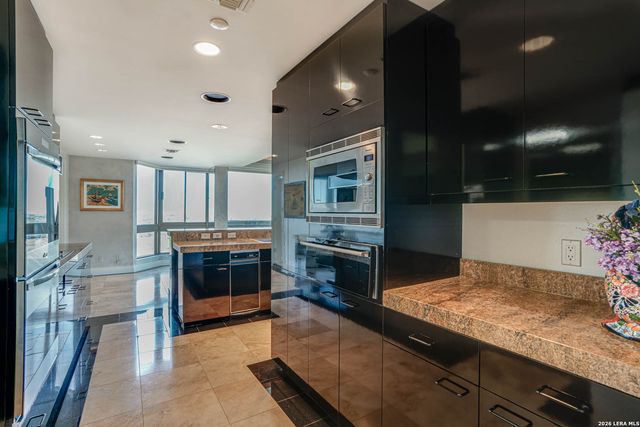 7887 Broadway 1102 & 1103, San Antonio, TX 78209