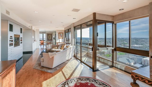 7887 Broadway 1102 & 1103, San Antonio, TX 78209